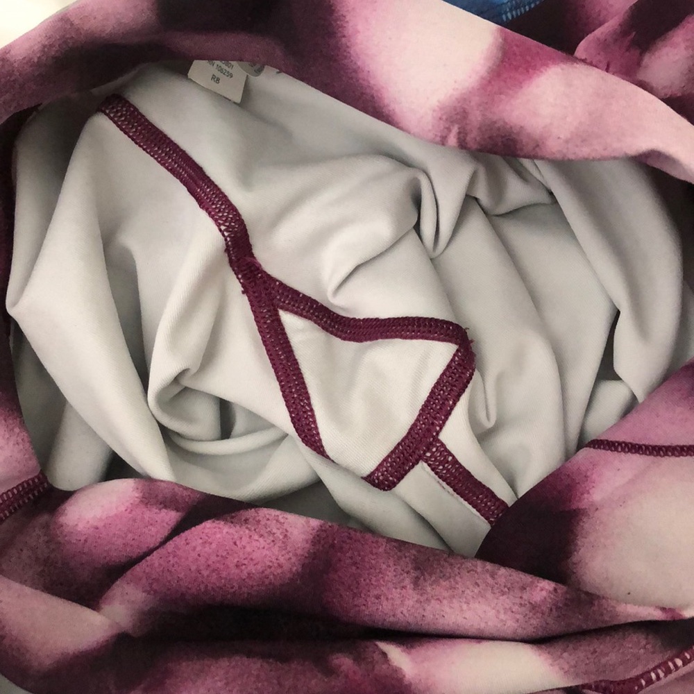 Lululemon bundle 💕💕 - Picture 7 of 7
